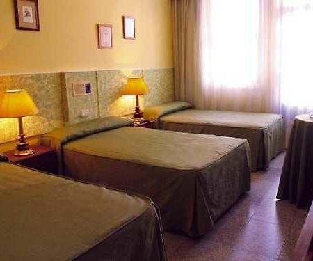 Hotel Casablanca Vigo Phòng bức ảnh